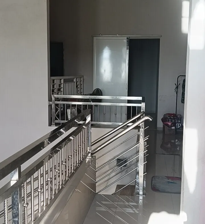 Jual Rumah di GRIYA TAMAN SEPANJANG Taman Sidoarjo Jawa Timur - RUMAH 2 LANTAI